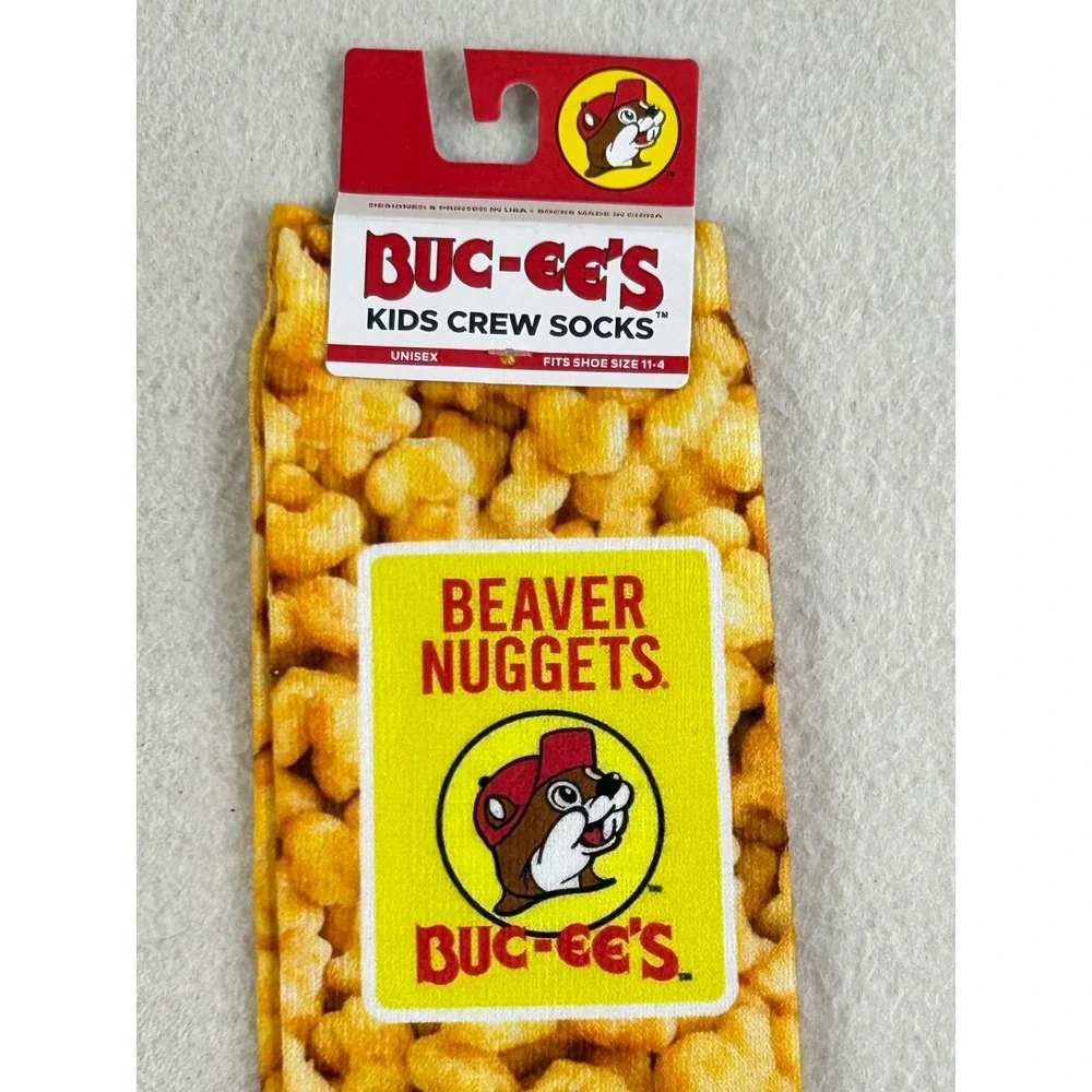 Buc-ee's Beaver Nuggets Crew Socks Kids 11-4 Yellow Novelty